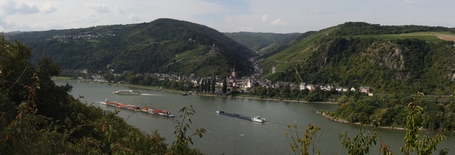 Bacharach am Rhein - Blick vom Rheinstein aus